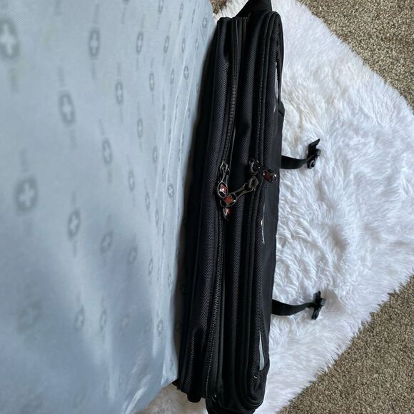 Swiss Tech Bag - Picture 10 of 14